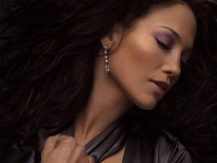Jennifer Lopez with diamond earrings