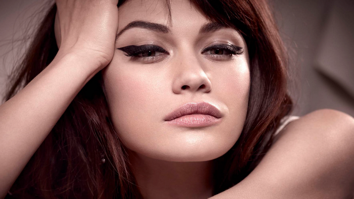 Olga Kurylenko