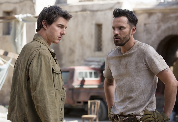 Tom Cruise and Annabelle Wallis in The Mummy