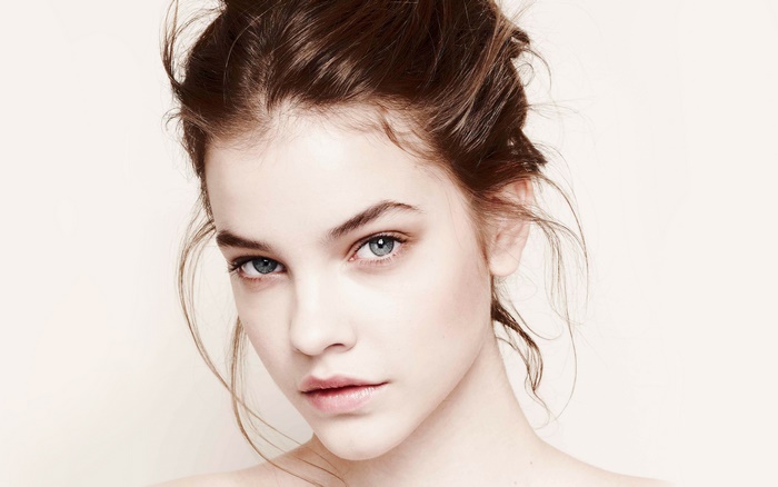 Barbara Palvin portrait