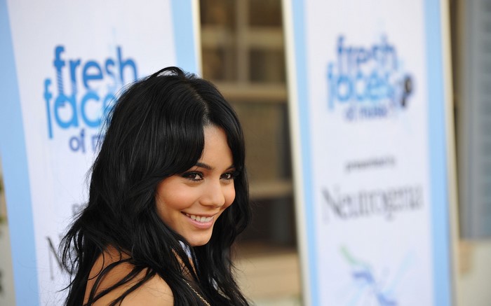 Vanessa Hudgens at Neutrogena Fresh Faces of Music