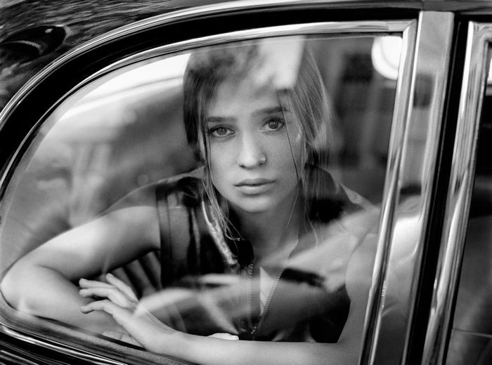 Alicia Vikander in a car