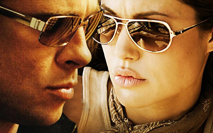 Brad Pitt and Angelina Jolie in Mr. & Mrs. Smith