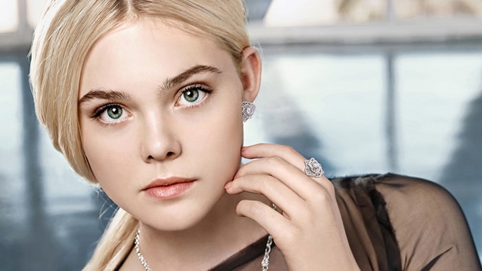 Elle Fanning wearing jewelry