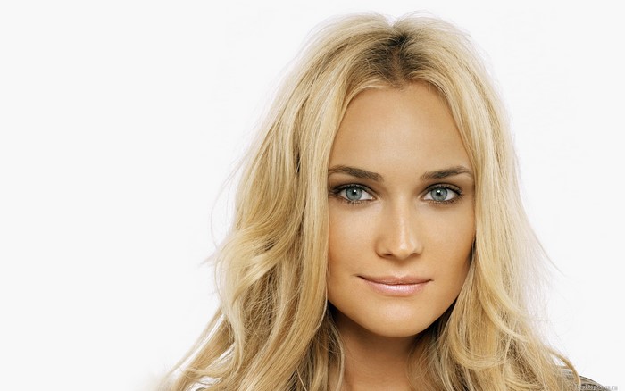 Diane Kruger portrait