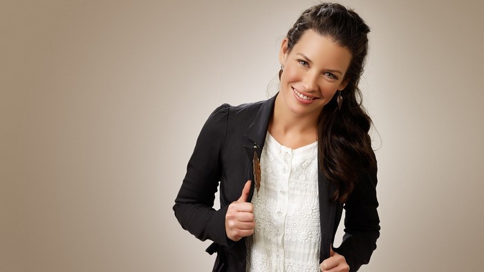Evangeline Lilly Smiling in Black Jacket