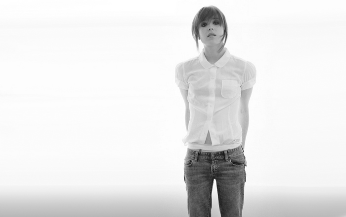 Ellen Page in white shirt and jeans