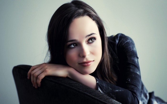 Ellen Page resting on a chair
