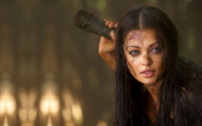 Aishwarya Rai Bachchan holding a club