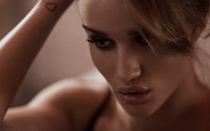 Rosie Huntington-Whiteley