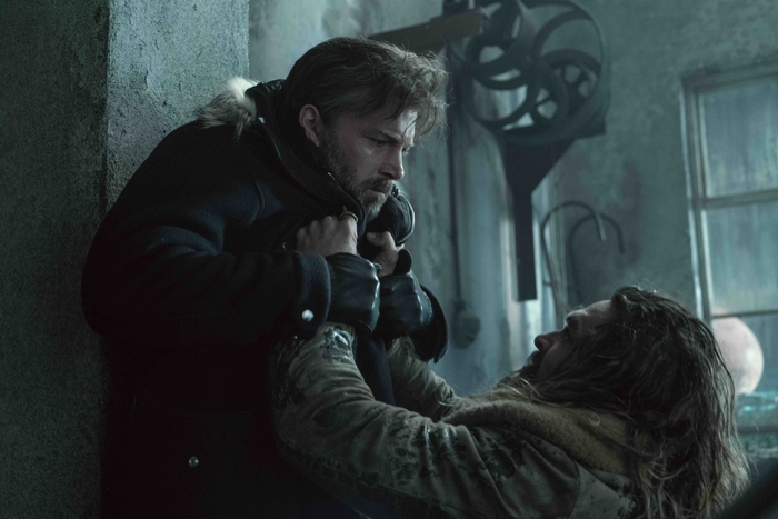 Ben Affleck and Jason Momoa in a confrontation