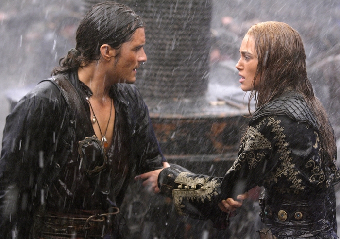 Will Turner and Elizabeth Swann in the rain