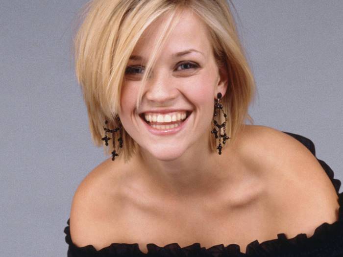 Reese Witherspoon smiling