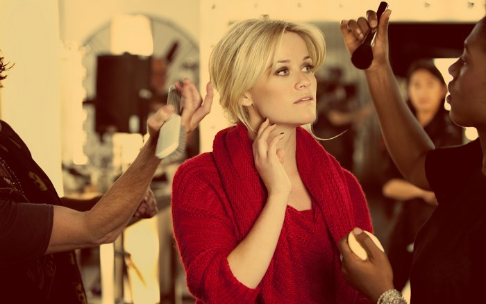 Reese Witherspoon getting ready