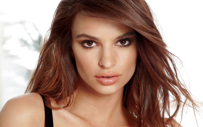 Emily Ratajkowski