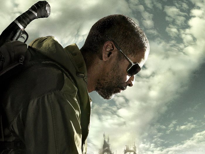 Denzel Washington with a gun
