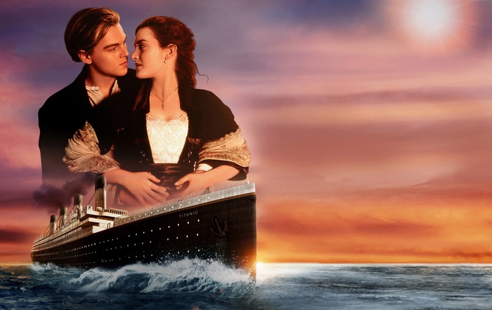 Jack and Rose from Titanic on a ship