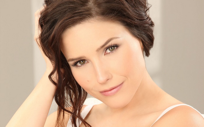 Sophia Bush