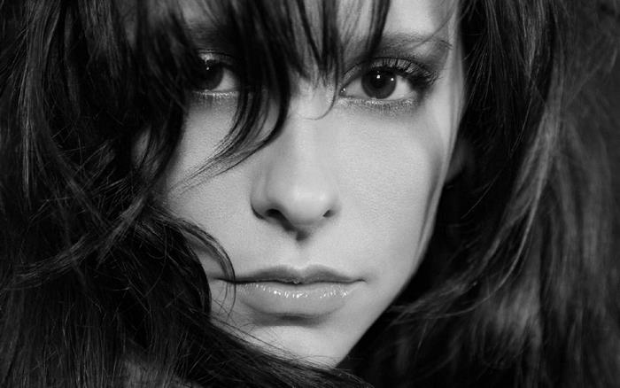 Jennifer Love Hewitt portrait