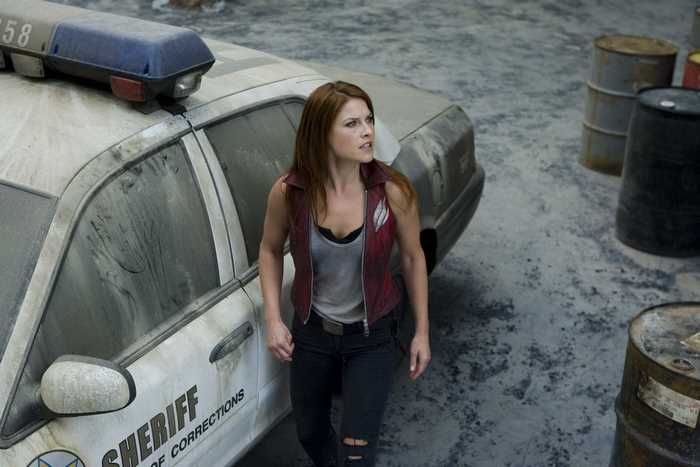 Ali Larter in a post-apocalyptic setting