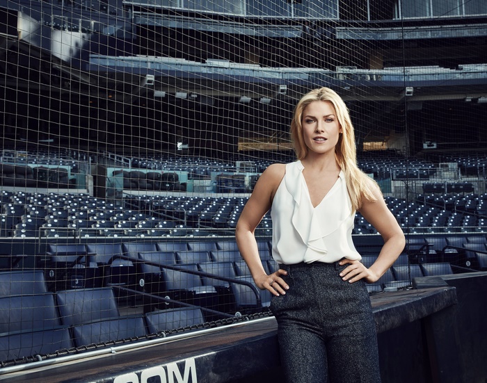 Ali Larter in baseball stadium