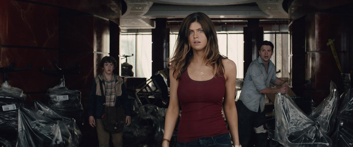 Alexandra Daddario in San Andreas