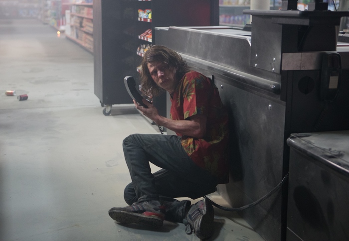 Jesse Eisenberg in a grocery store