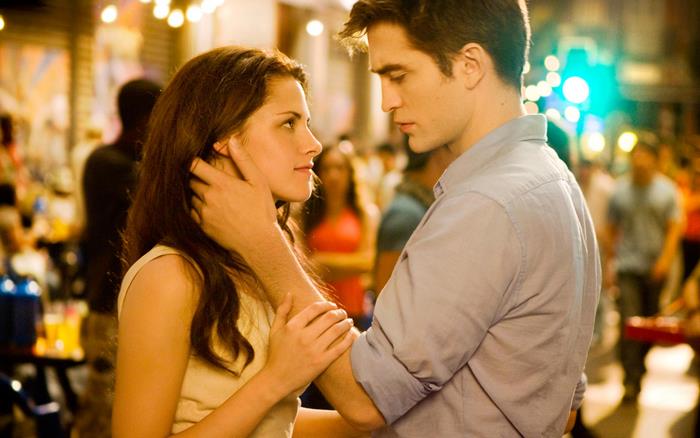 Robert Pattinson and Kristen Stewart