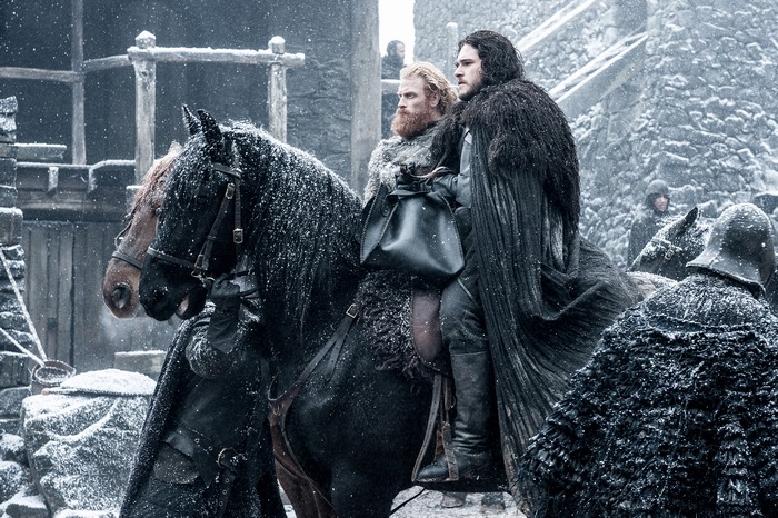 Jon Snow and Tormund Giantsbane on horseback in the snow