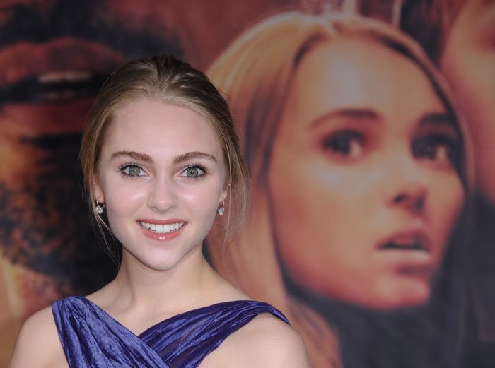 AnnaSophia Robb at an event
