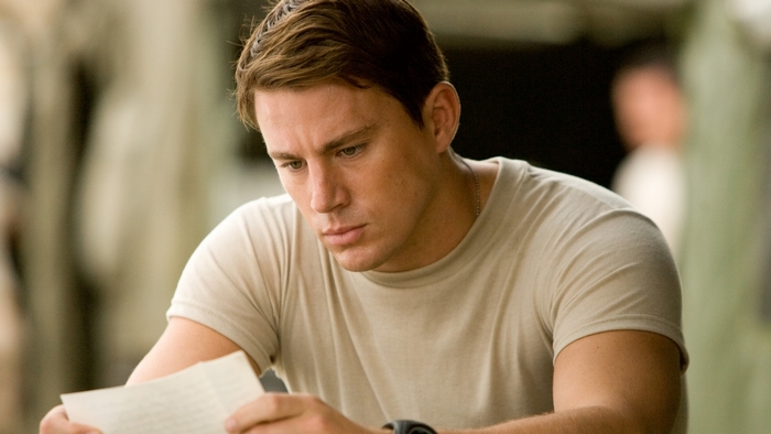 Channing Tatum reading a letter