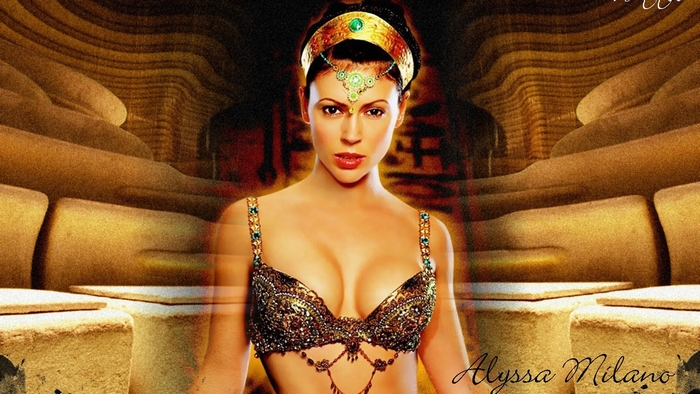 Alyssa Milano in Egyptian-inspired attire