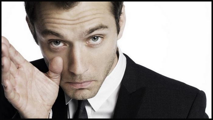 Jude Law in a Suit