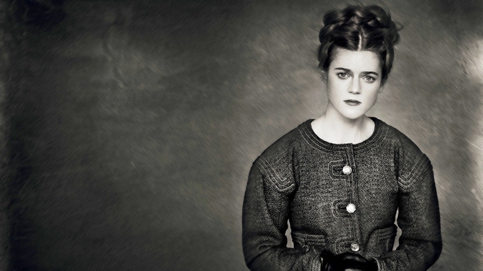 Rose Leslie in a tweed jacket