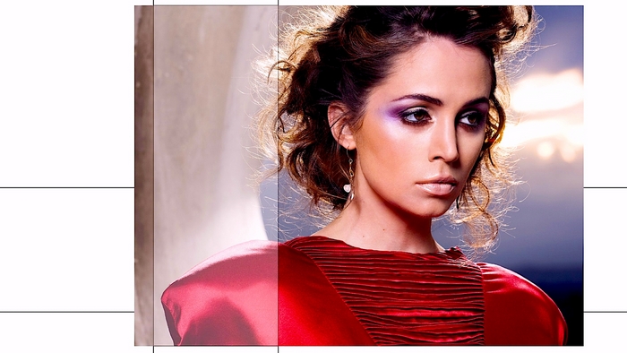 Eliza Dushku in red dress