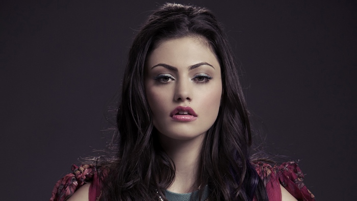 Phoebe Tonkin