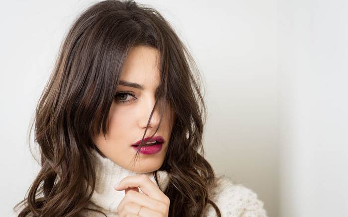 Phoebe Tonkin