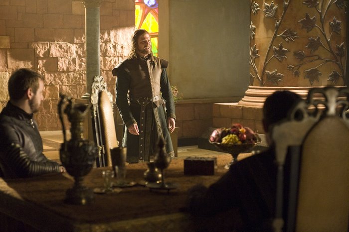 Sean Bean in a medieval hall