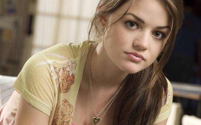 Lucy Hale