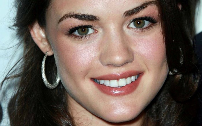 Lucy Hale