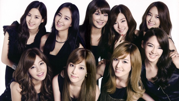 Girls Generation K-pop group posing for a photo