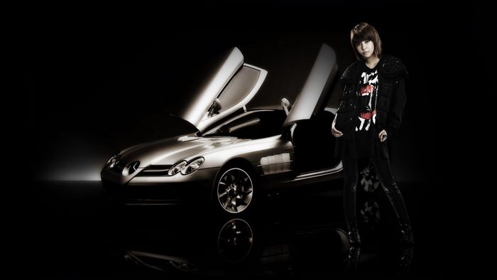 Girls Generation member with Mercedes-Benz SLR McLaren