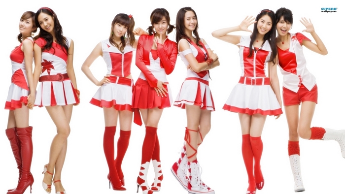 Girls Generation in red and white outfits