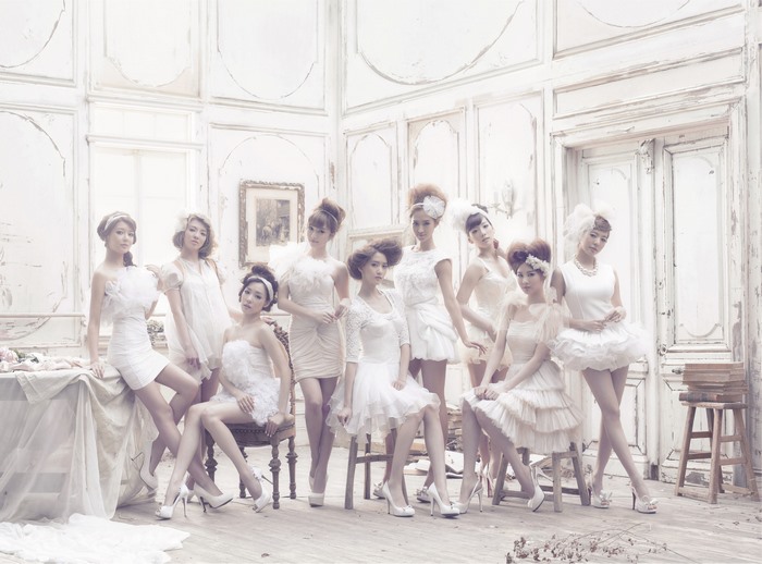 Girls Generation in white dresses