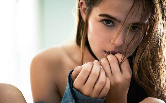 Zoey Deutch