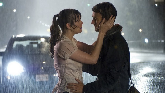 Liv Tyler in the rain