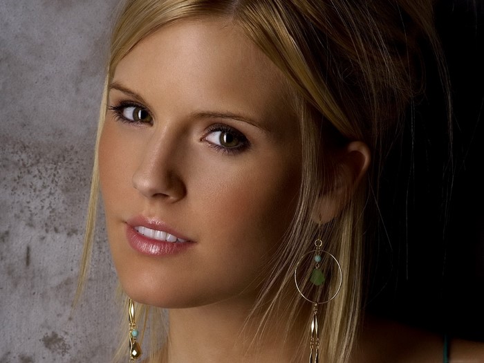 Maggie Grace Portrait