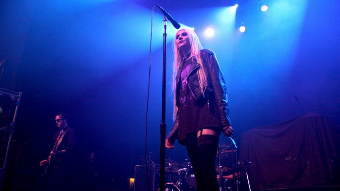 Taylor Momsen performing on stage