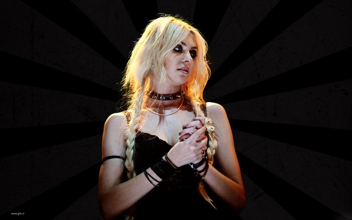 Taylor Momsen