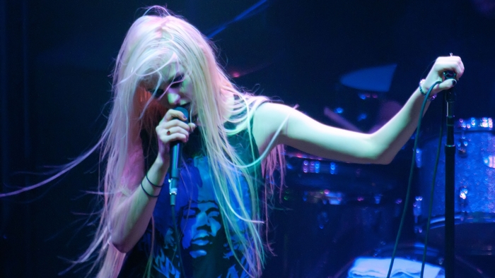 Taylor Momsen performing on stage